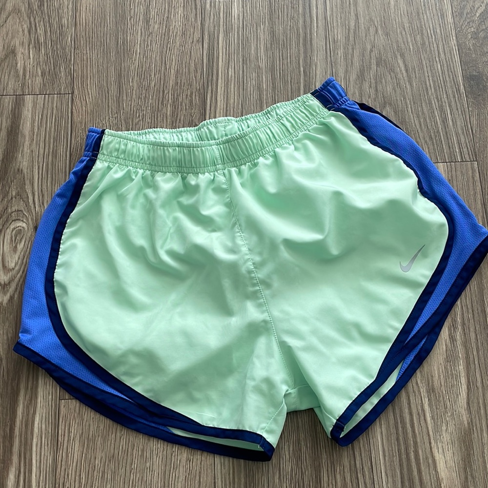 Nike Tempo Short - Size Small - Mint Green and Blue